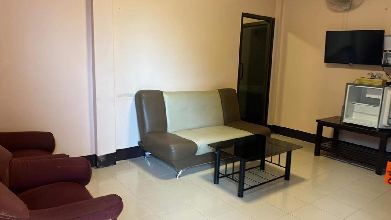 โพธิ์ทองริมทุ่ง Pothong Rimtung Hotel Fang Eksteriør bilde