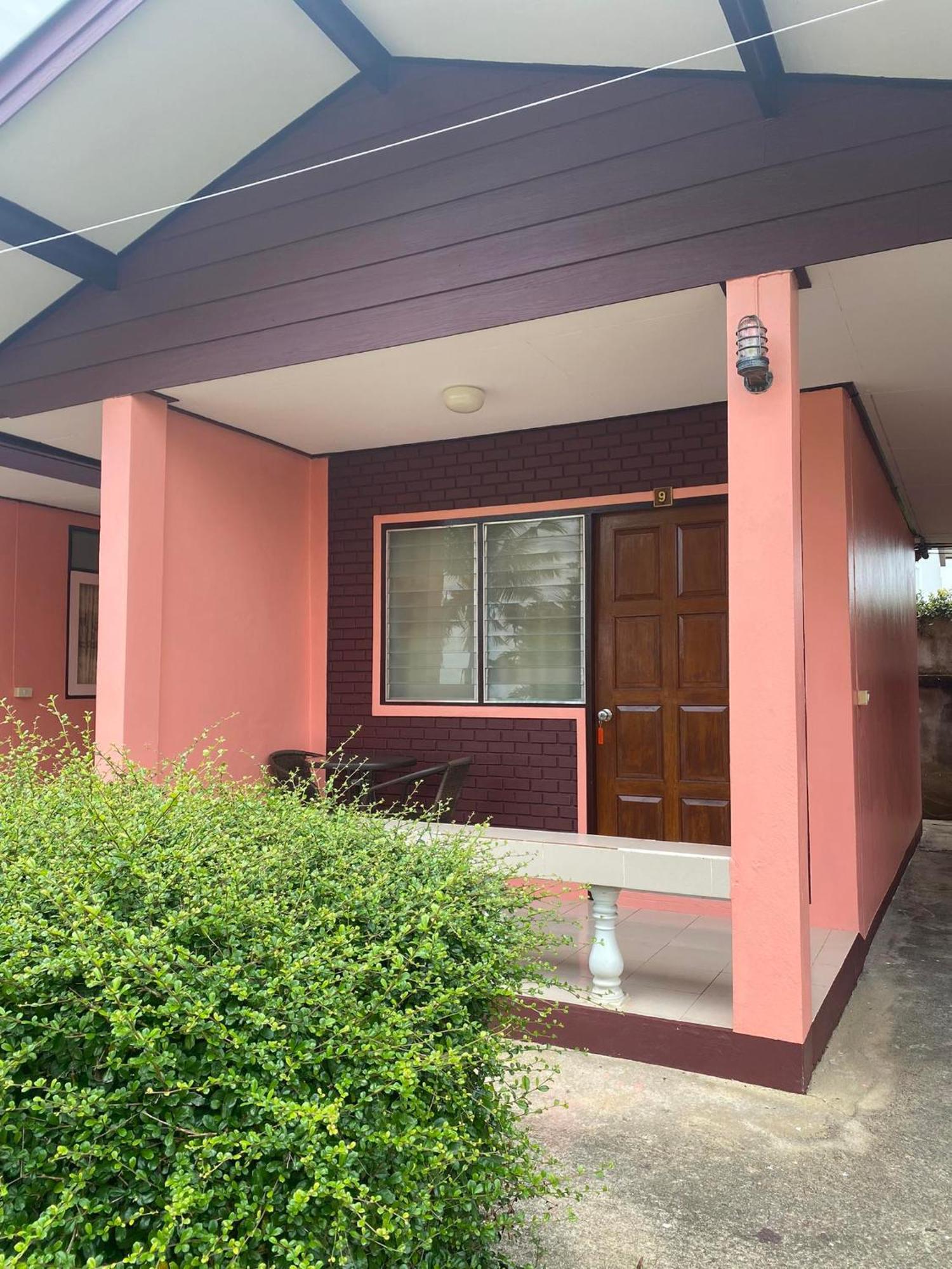 โพธิ์ทองริมทุ่ง Pothong Rimtung Hotel Fang Eksteriør bilde